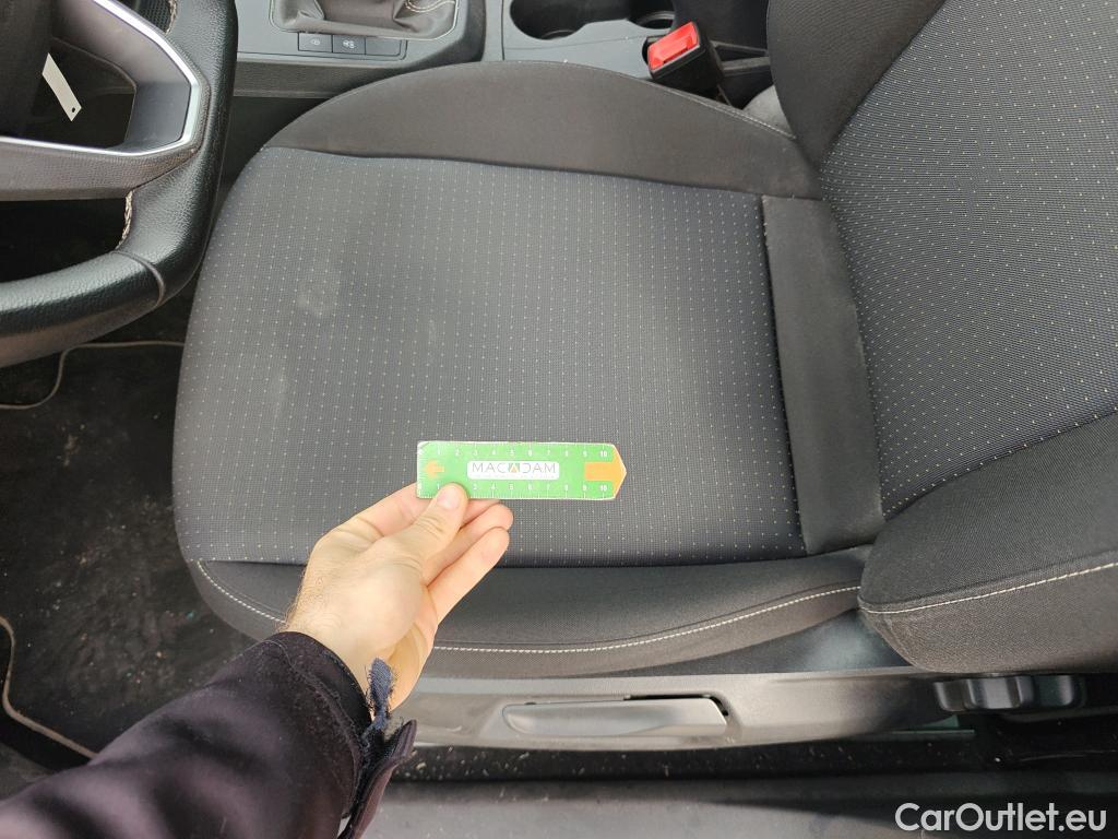  Seat  Ibiza SEAT  / 2017 / 5P / berlina con portón 1.0 TSI 81kW (110CV) Style Plus (AC) #11