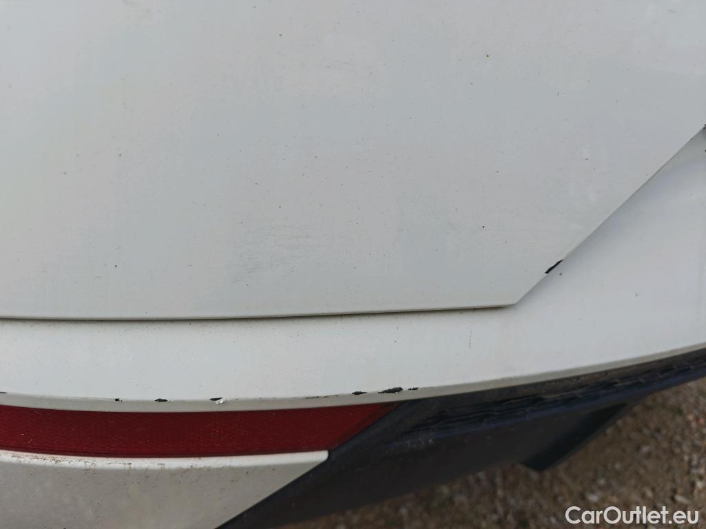  Seat  Ibiza SEAT  / 2017 / 5P / berlina con portón 1.0 TSI 81kW (110CV) Style Plus (AC) #10