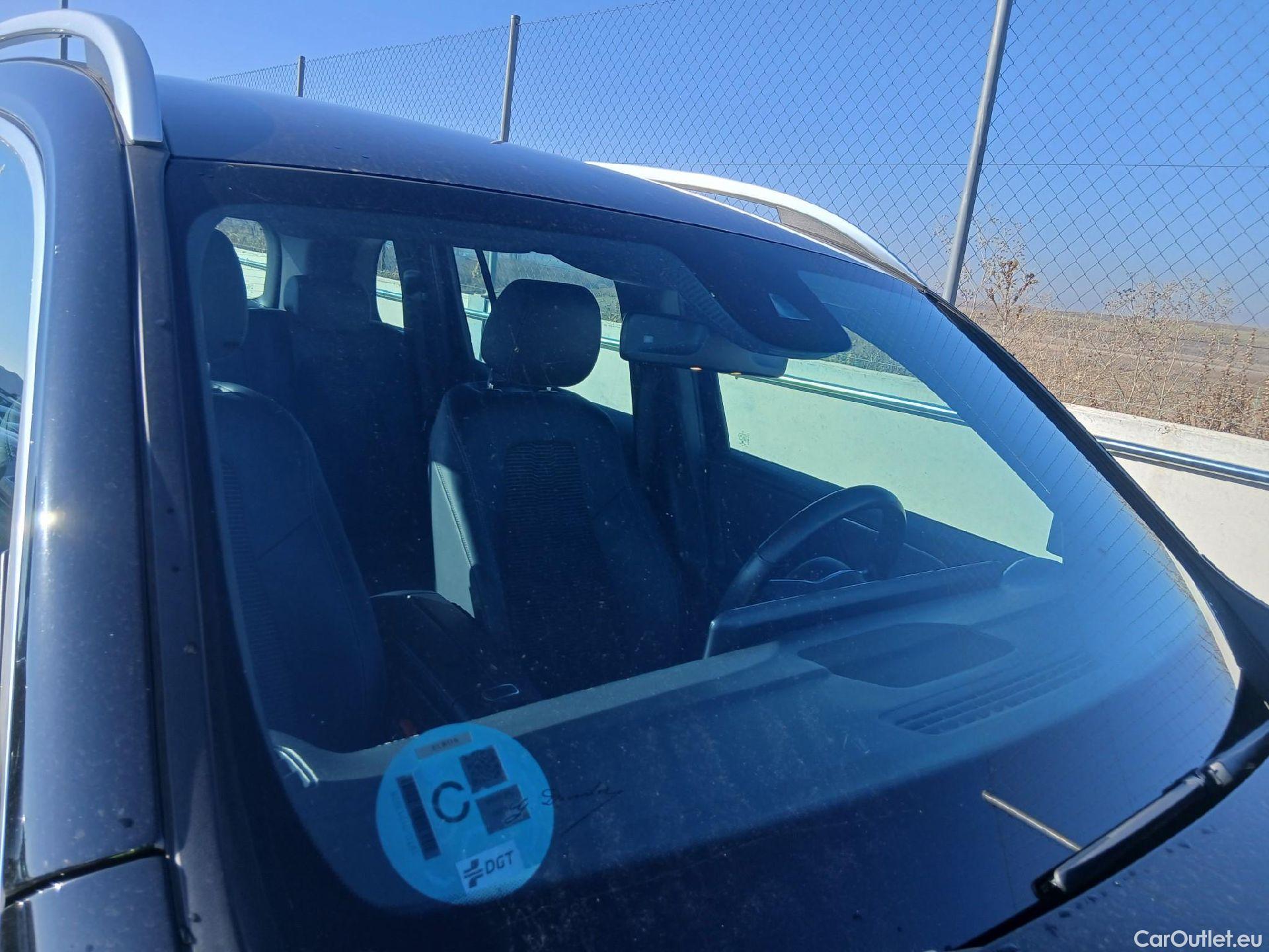  Mercedes  GLB MERCEDES-BENZ  / 2019 / 5P / todoterreno 2.0  200 D DCT 110KW (150CV) #5