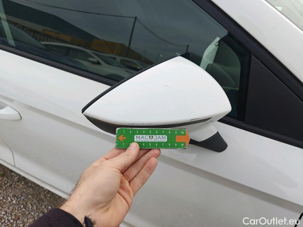  Seat  Ibiza SEAT  / 2017 / 5P / berlina con portón 1.0 TSI 81kW (110CV) Style Plus (AC) #24