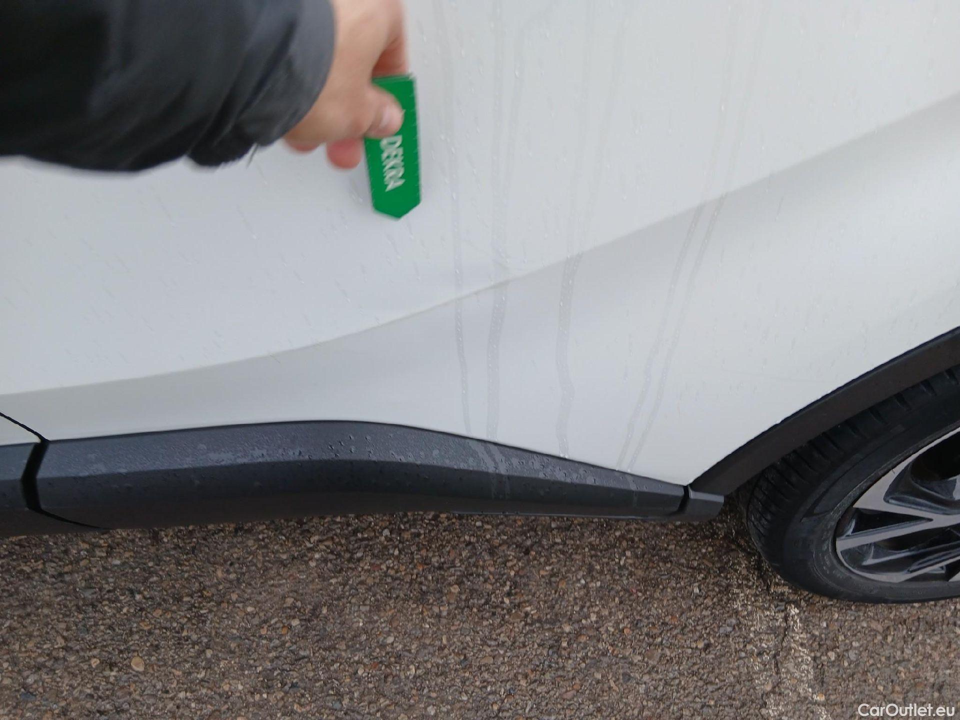  Toyota  C-HR TOYOTA  / 2019 / 5P / todoterreno 2.0 180H Advance #6