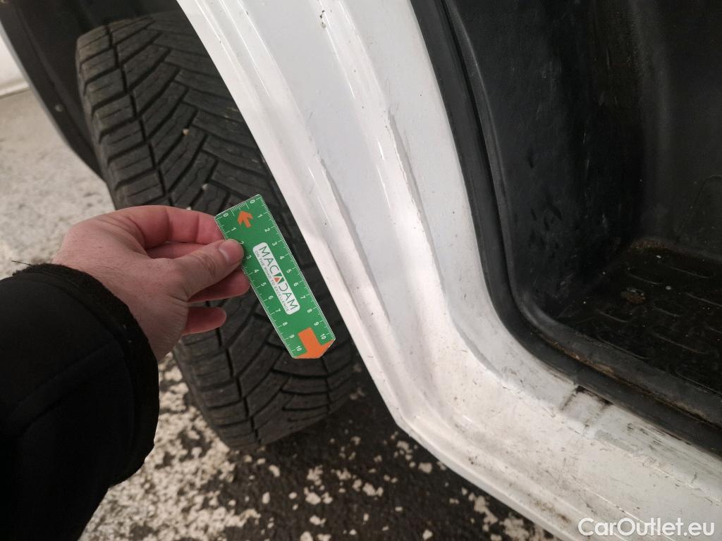  Citroen  Jumper  Fourgon Grand Volume 33 L2H2 Driver BlueHDi 140 Start&Stop 140CV BVM6 #17