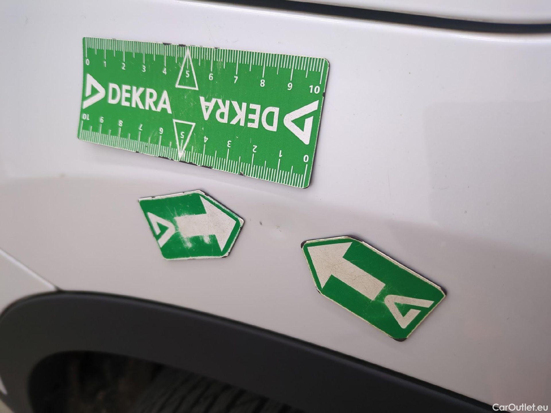  Bmw  X1 Série  sDrive18d Lounge 2.0 150CV BVA8 E6d #16