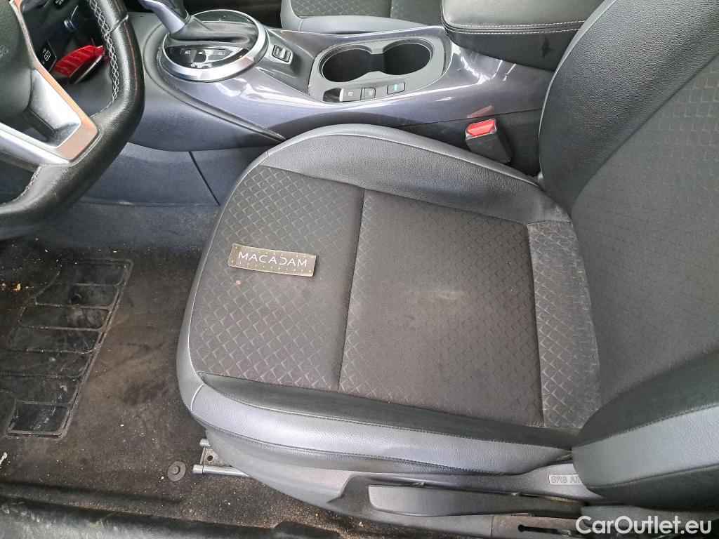  Nissan  Juke NISSAN  / 2019 / 5P / Crossover Hybrid 143 Business+ #16