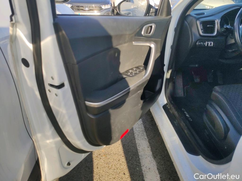  KIA  Cee'd Ceed Business 1.6 CRDi 115CV MT6 E6dT #13