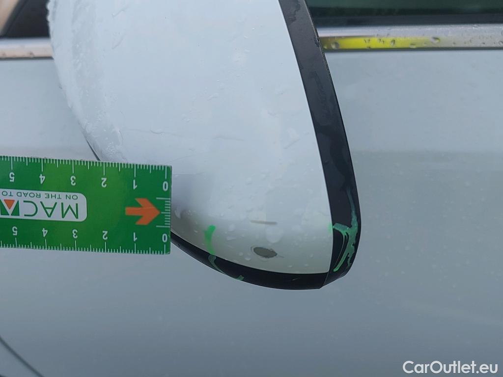  KIA  XCeed KIA  / 2019 / 5P / todoterreno 1.0 T-GDi Drive 88kW (120CV) #34