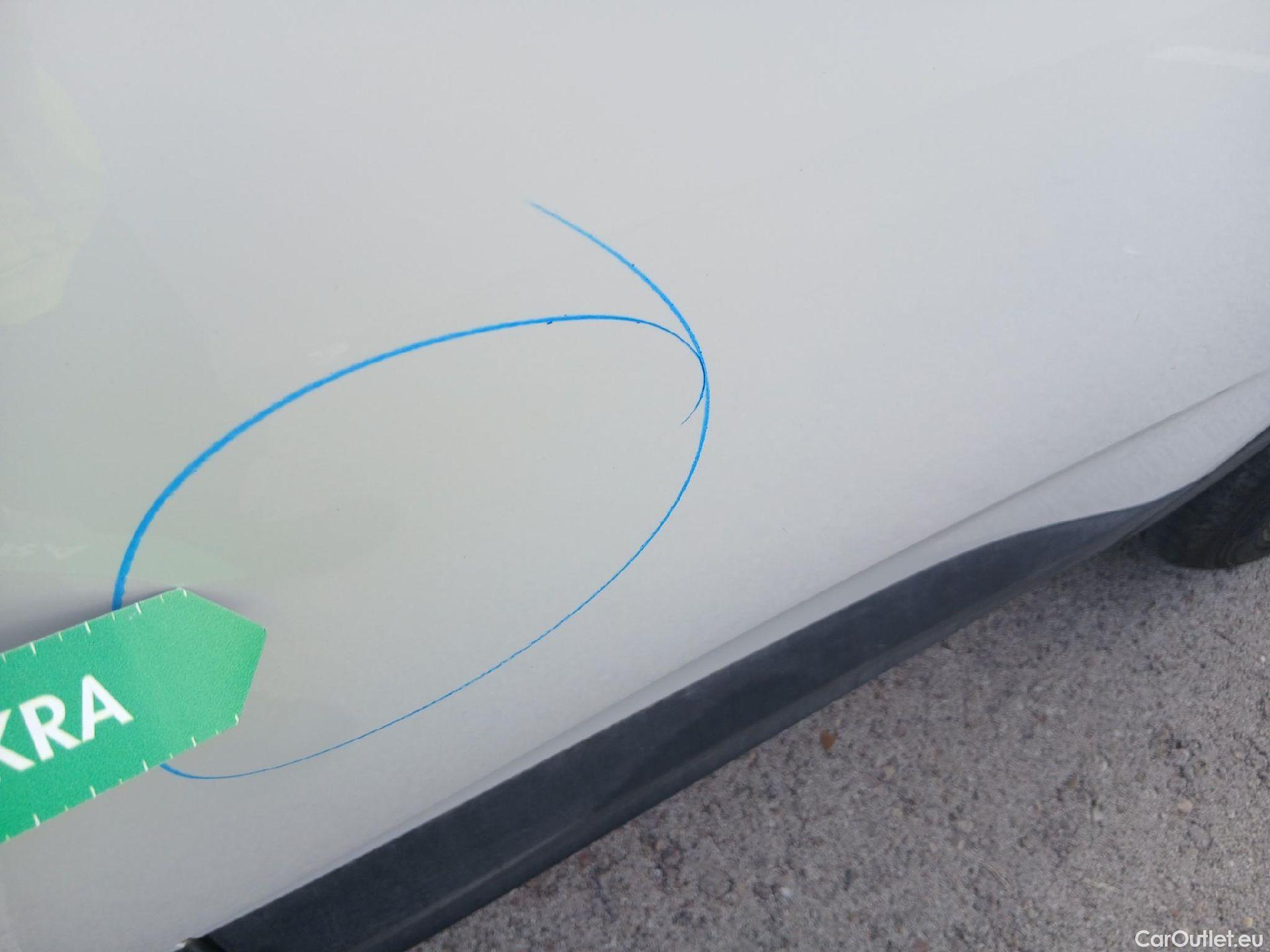  Opel   Grandland X OPEL Grandland / 2021 / 5P / todoterreno 1.5 CDTi Business Edition Auto #10