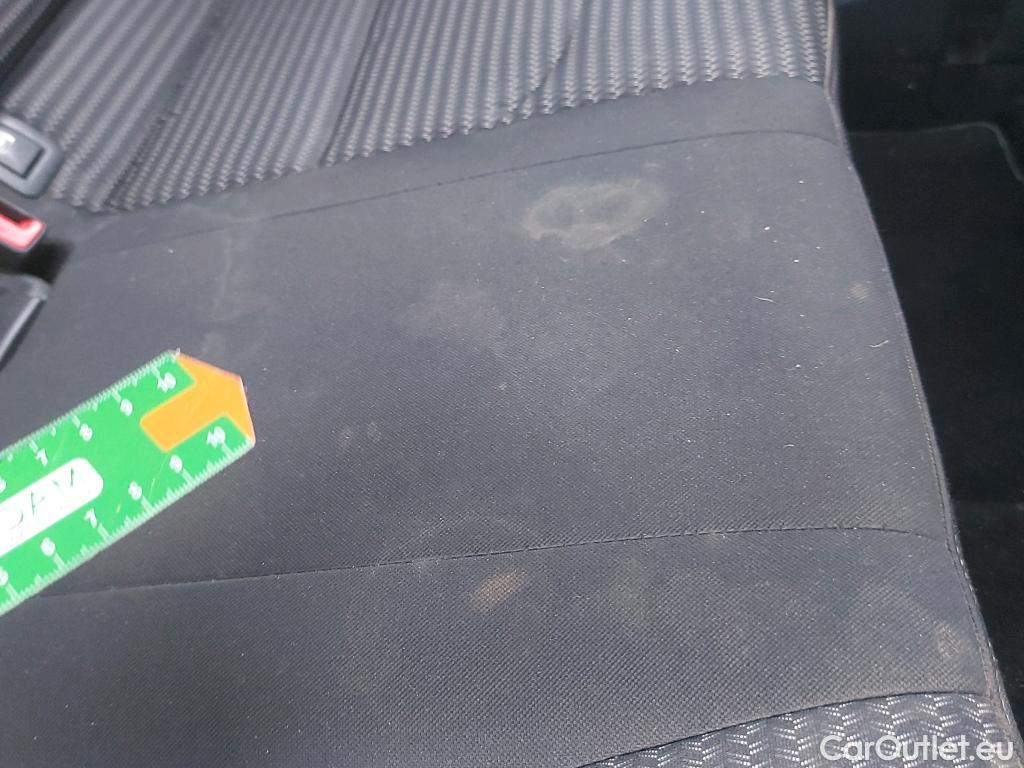  KIA  XCeed KIA  / 2019 / 5P / todoterreno 1.0 T-GDi Drive 88kW (120CV) #26