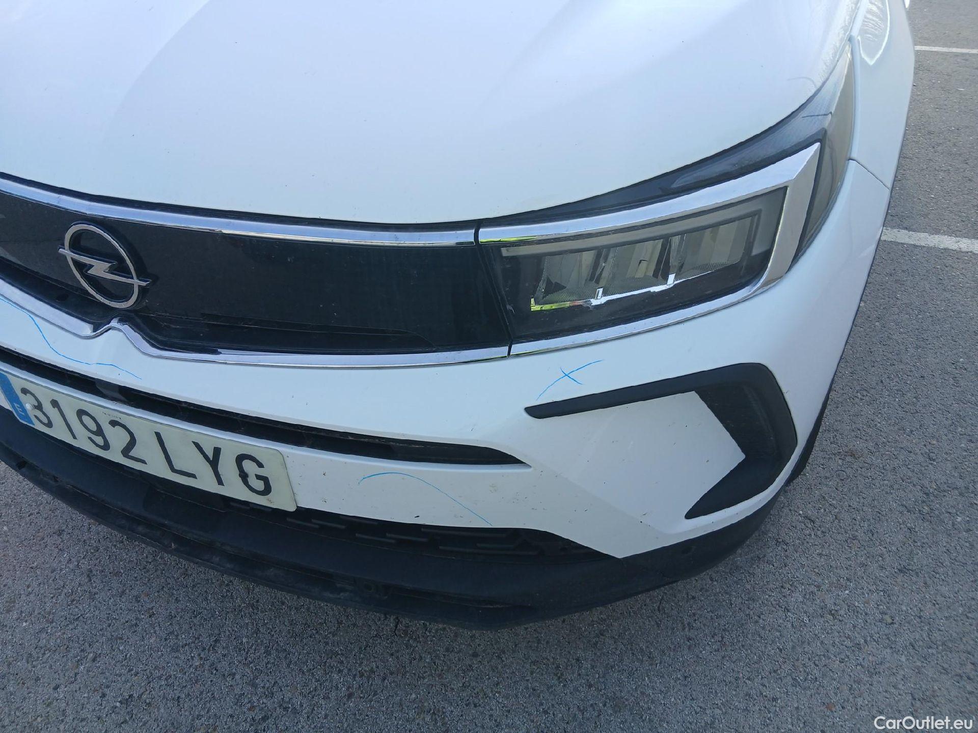  Opel   Grandland X OPEL Grandland / 2021 / 5P / todoterreno 1.5 CDTi Business Edition Auto #7