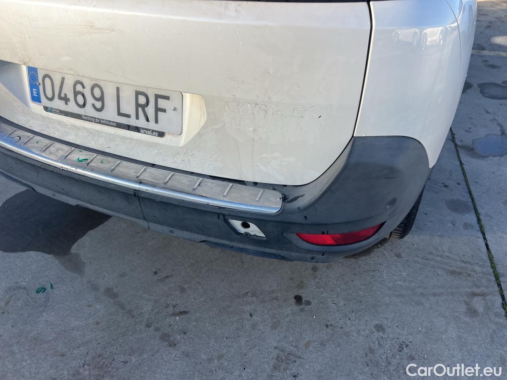  Peugeot  5008 PEUGEOT  / 2020 / 5P / todoterreno 1.5 BlueHDi 96kW S&S Roadtrip EAT8(SL)(SP) #1