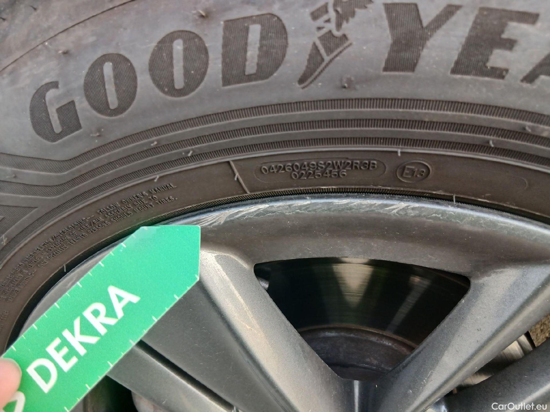  Opel   Grandland X OPEL Grandland / 2021 / 5P / todoterreno 1.5 CDTi Business Edition Auto #2