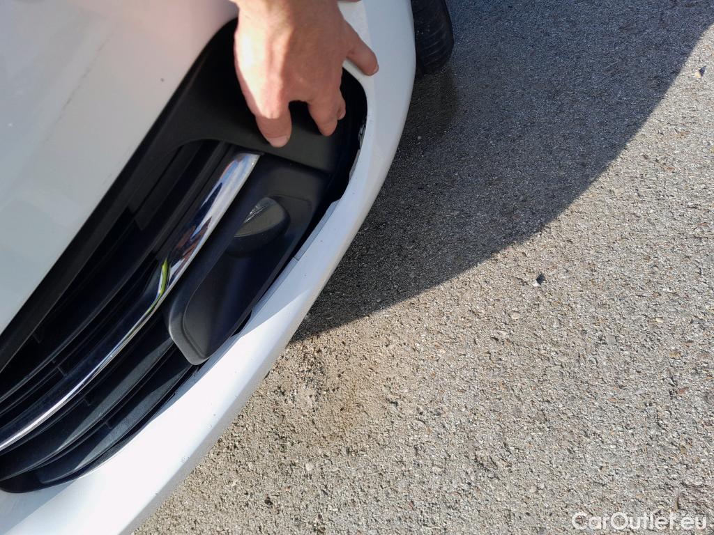  Peugeot  308 PEUGEOT  / 2017 / 5P / berlina con portón 5p Style BlueHDi 130 S&S #12