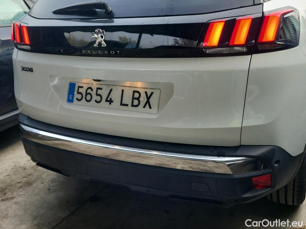  Peugeot  3008 PEUGEOT  / 2016 / 5P / todoterreno Allure BlueHDi 96kW (130CV) S&S EAT8 #20