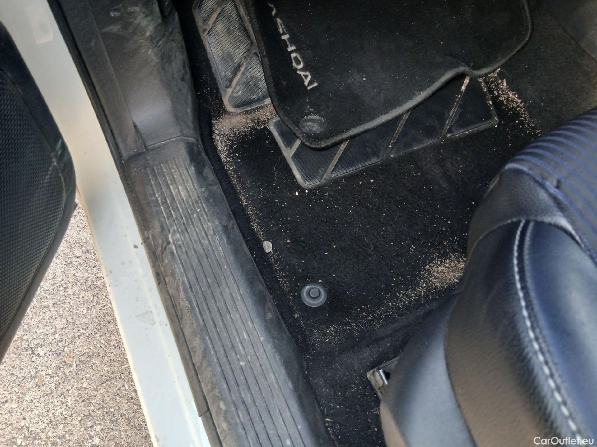  Nissan  Qashqai NISSAN  / 2021 / 5P / todoterreno DIG-T 116kW mHEV Xtronic Tekna #6