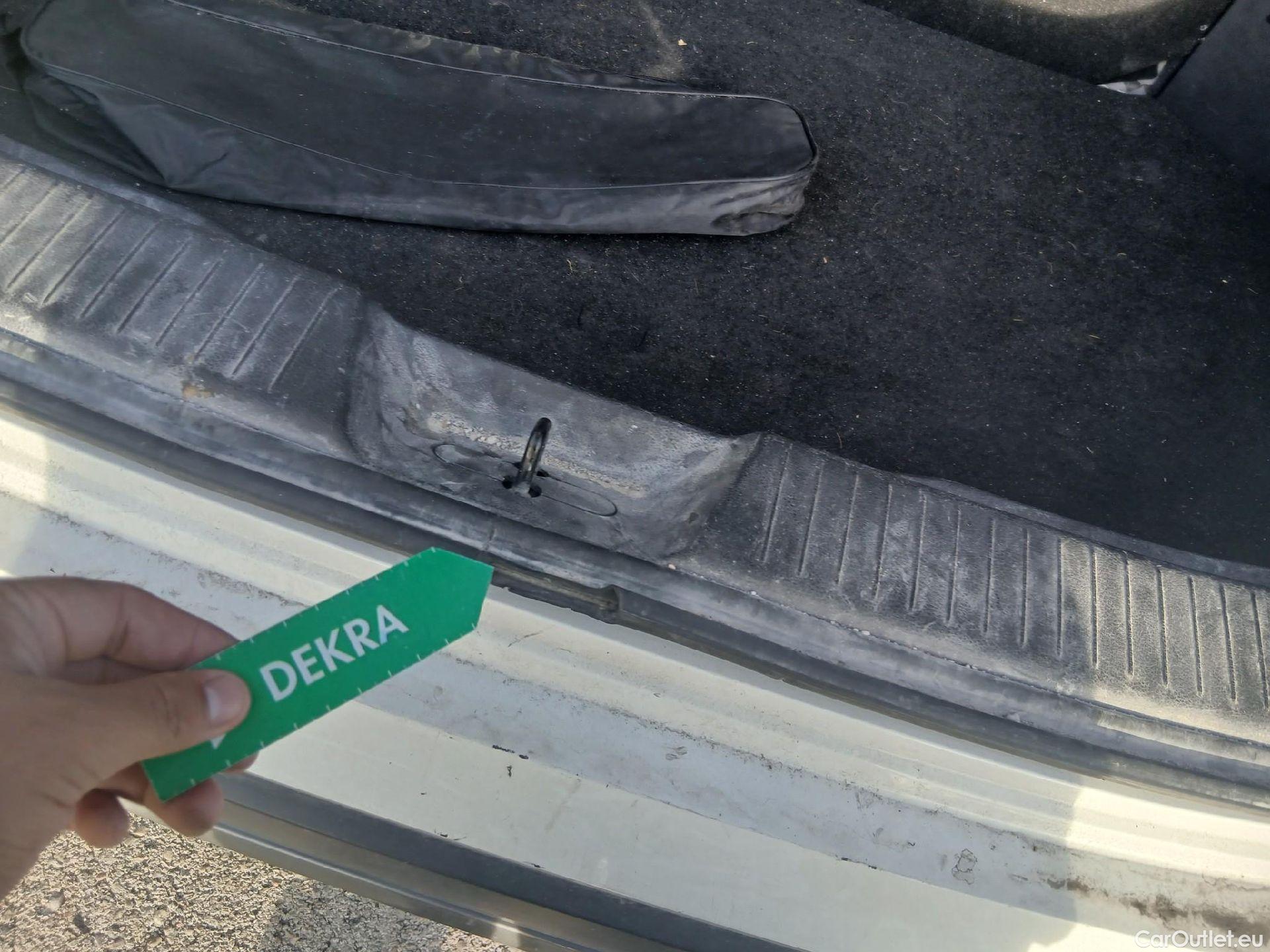  Nissan  Qashqai NISSAN  / 2021 / 5P / todoterreno DIG-T 116kW mHEV Xtronic Tekna #3