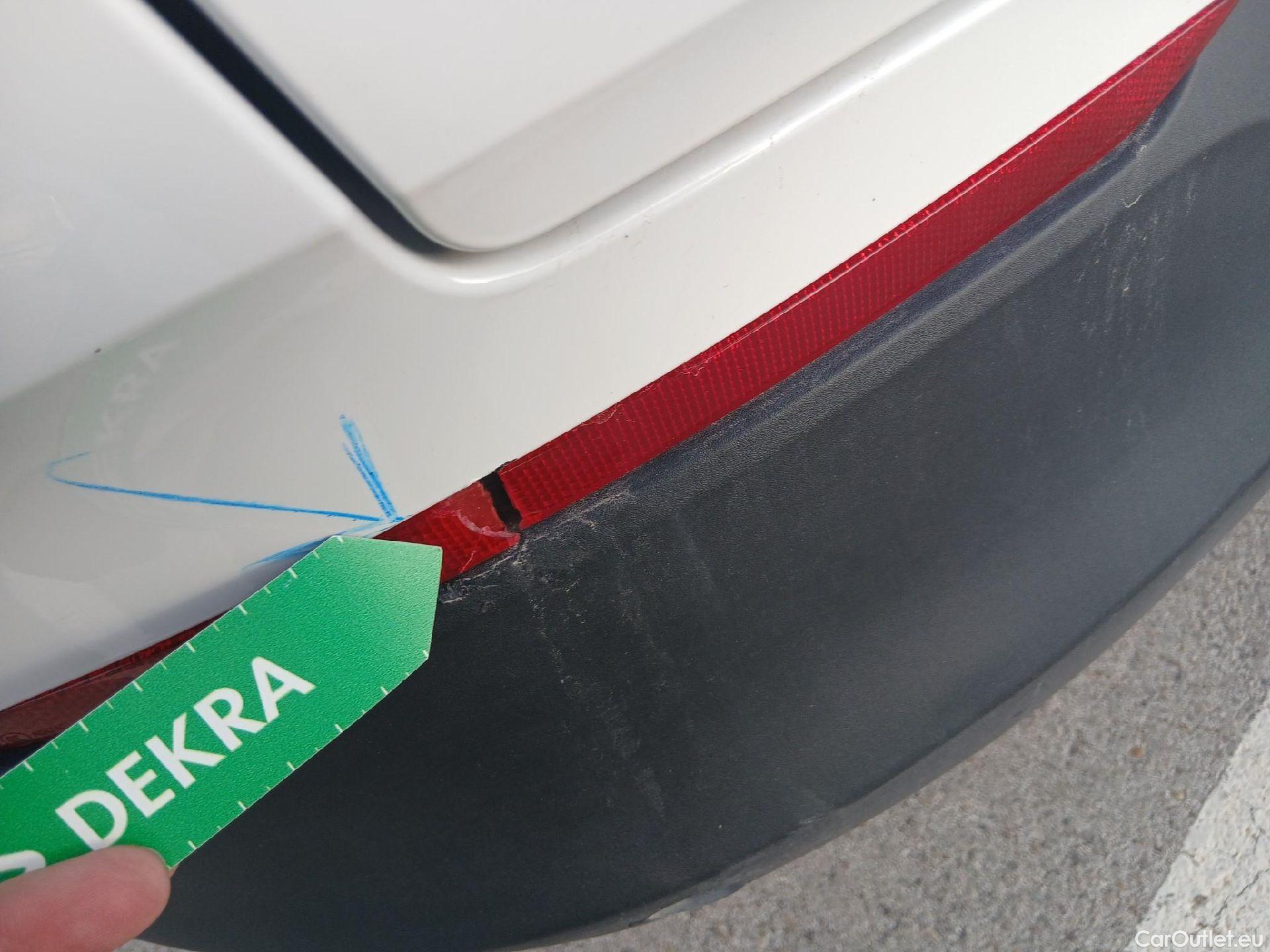  Opel   Grandland X OPEL Grandland / 2021 / 5P / todoterreno 1.5 CDTi Business Edition Auto #18