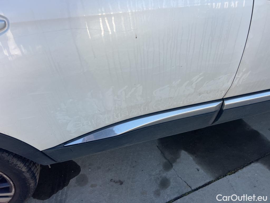  Peugeot  5008 PEUGEOT  / 2020 / 5P / todoterreno 1.5 BlueHDi 96kW S&S Roadtrip EAT8(SL)(SP) #9