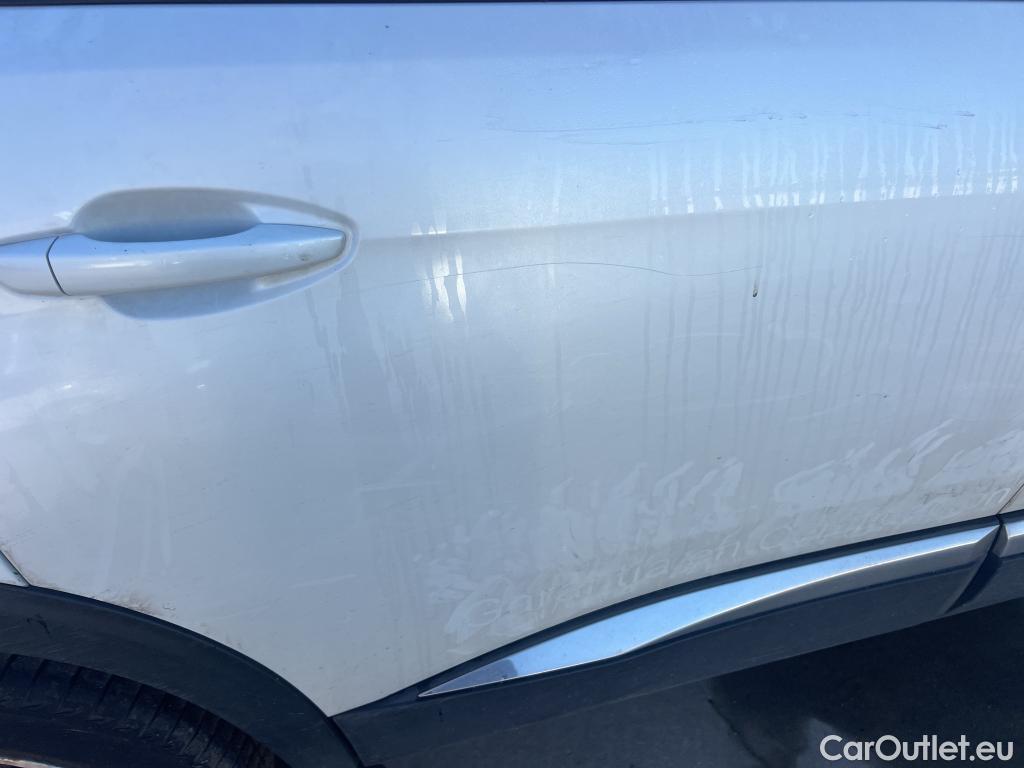  Peugeot  5008 PEUGEOT  / 2020 / 5P / todoterreno 1.5 BlueHDi 96kW S&S Roadtrip EAT8(SL)(SP) #13