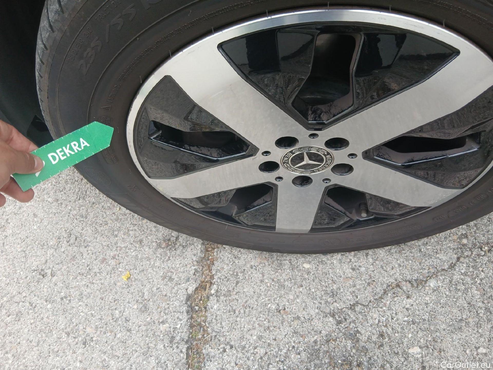  Mercedes  GLB MERCEDES-BENZ  / 2019 / 5P / todoterreno 2.0  200 D DCT 110KW (150CV) #18