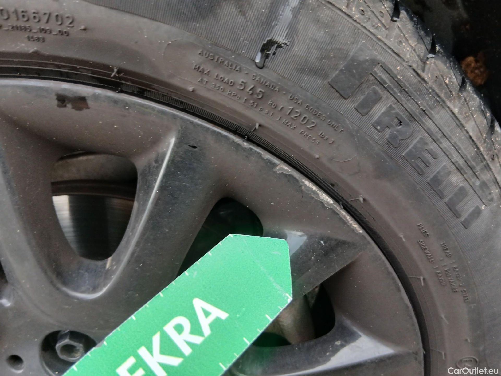  Mini  Cooper MINI MINI / 2014 / 5P / berlina con portón ONE 5 PUERTAS (CX) #47