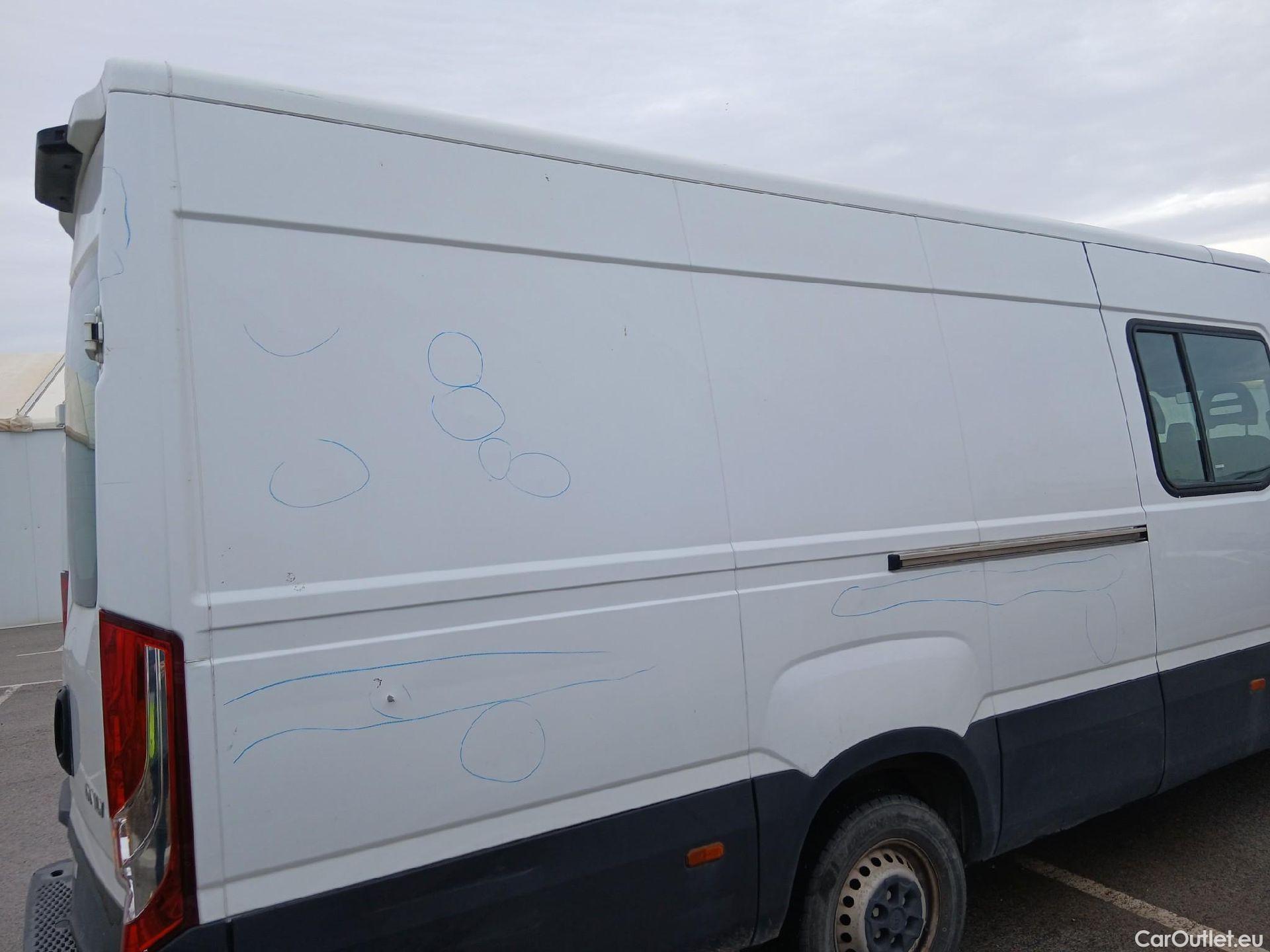  Iveco  Daily IVECO  / 2019 / 4P / combi 35S 14H V 4100/H2 16H M3 #40