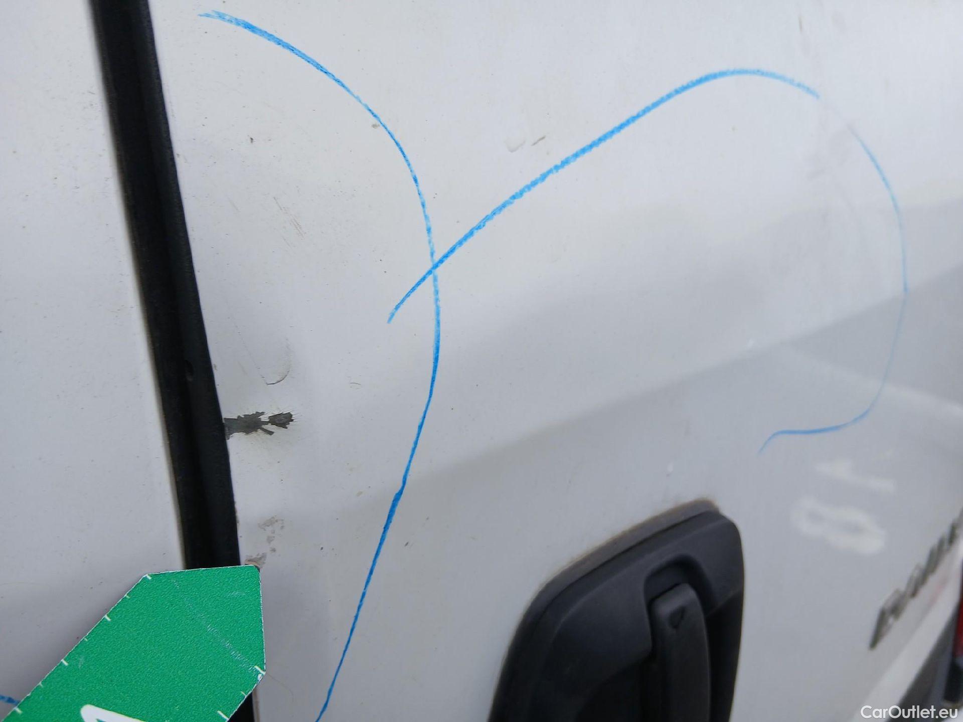  Iveco  Daily IVECO  / 2019 / 4P / combi 35S 14H V 4100/H2 16H M3 #28