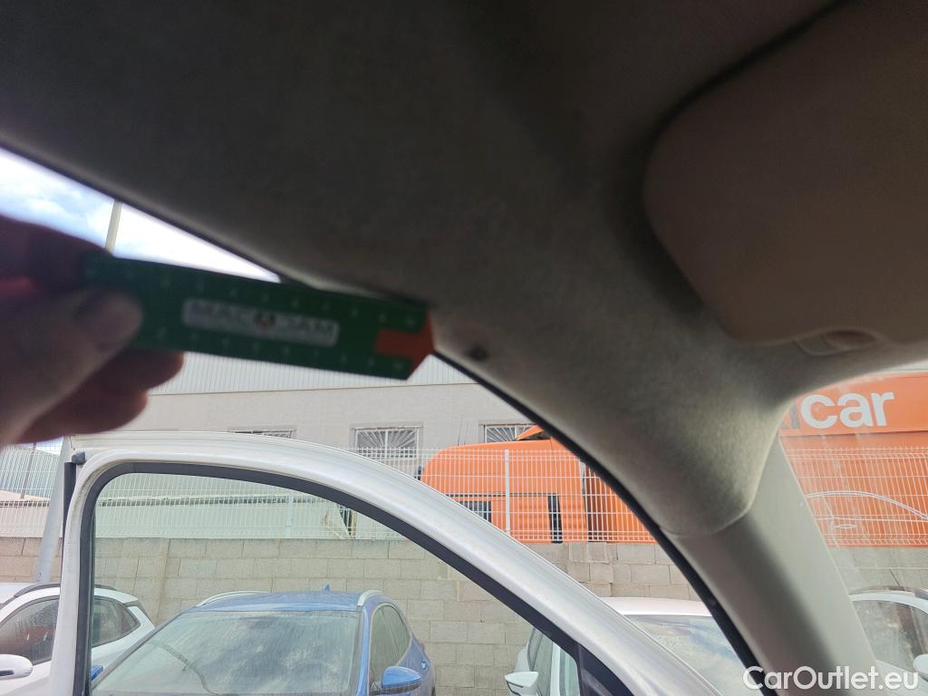  Citroen  Jumpy CITROEN  / 2016 / 4P / furgón Talla XS BlueHDi 120 S&S 6v CityVan #27