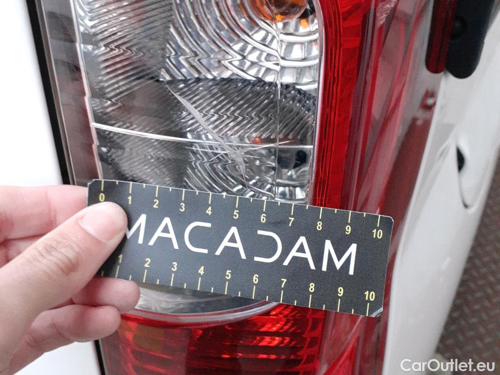  Fiat  Fiorino FIAT  / 2016 / 3P / furgón derivado de turismo Cargo Base 1.4 Natural Power 51kW (70CV) #11