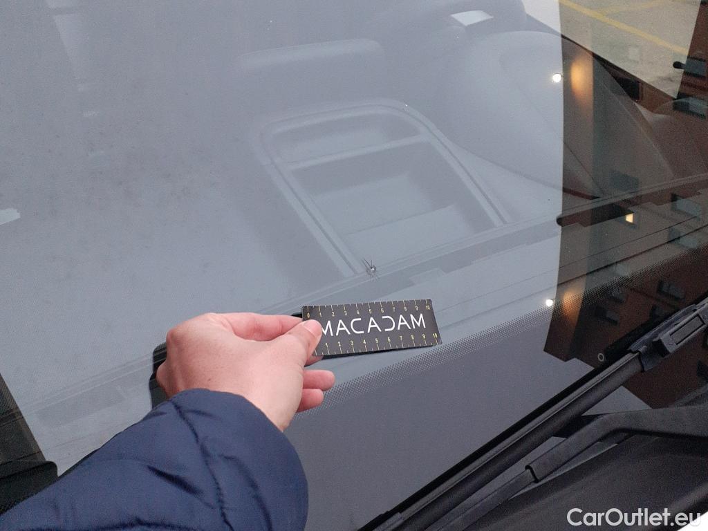  Fiat  Fiorino FIAT  / 2016 / 3P / furgón derivado de turismo Cargo Base 1.4 Natural Power 51kW (70CV) #24