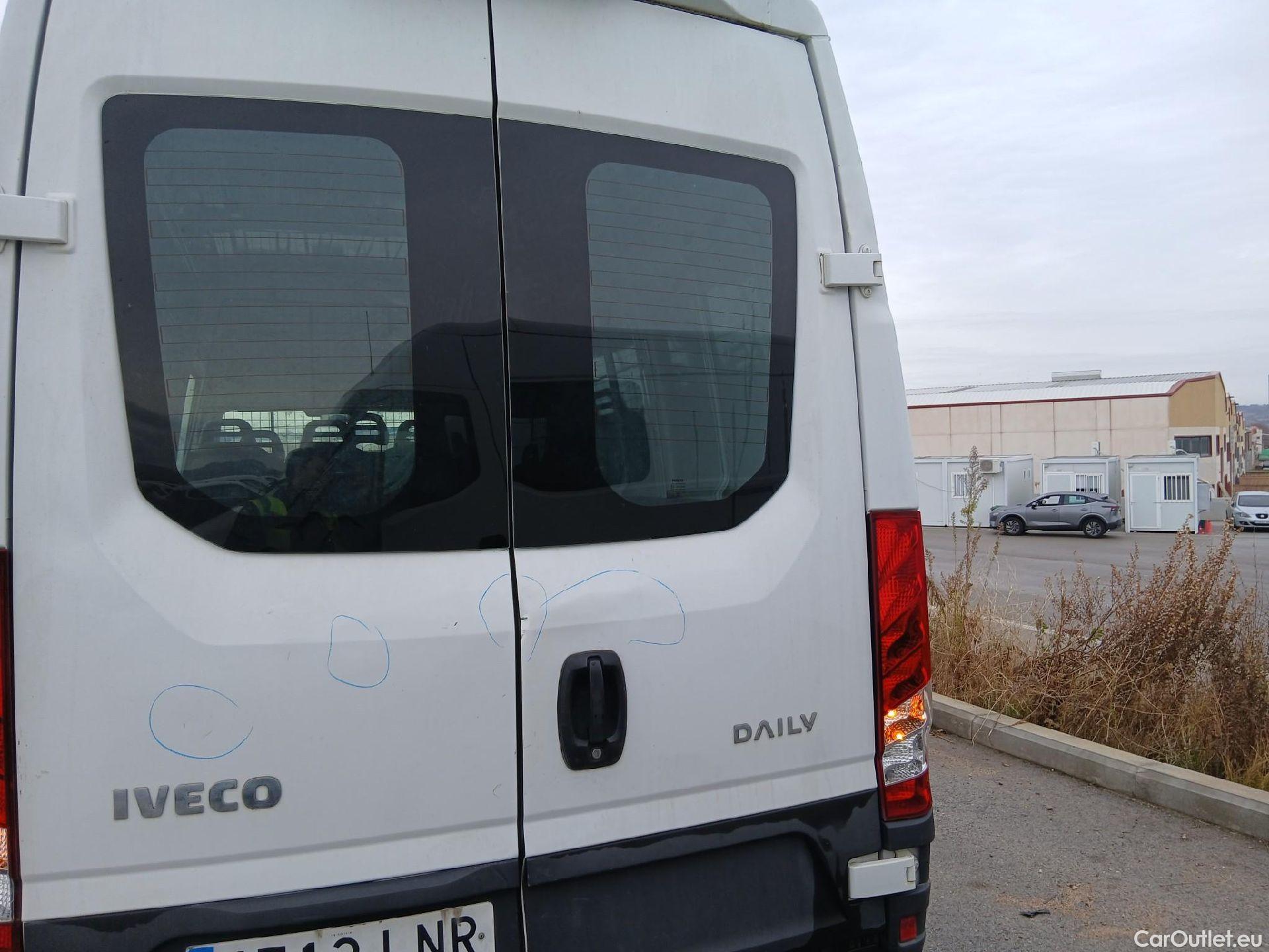  Iveco  Daily IVECO  / 2019 / 4P / combi 35S 14H V 4100/H2 16H M3 #29