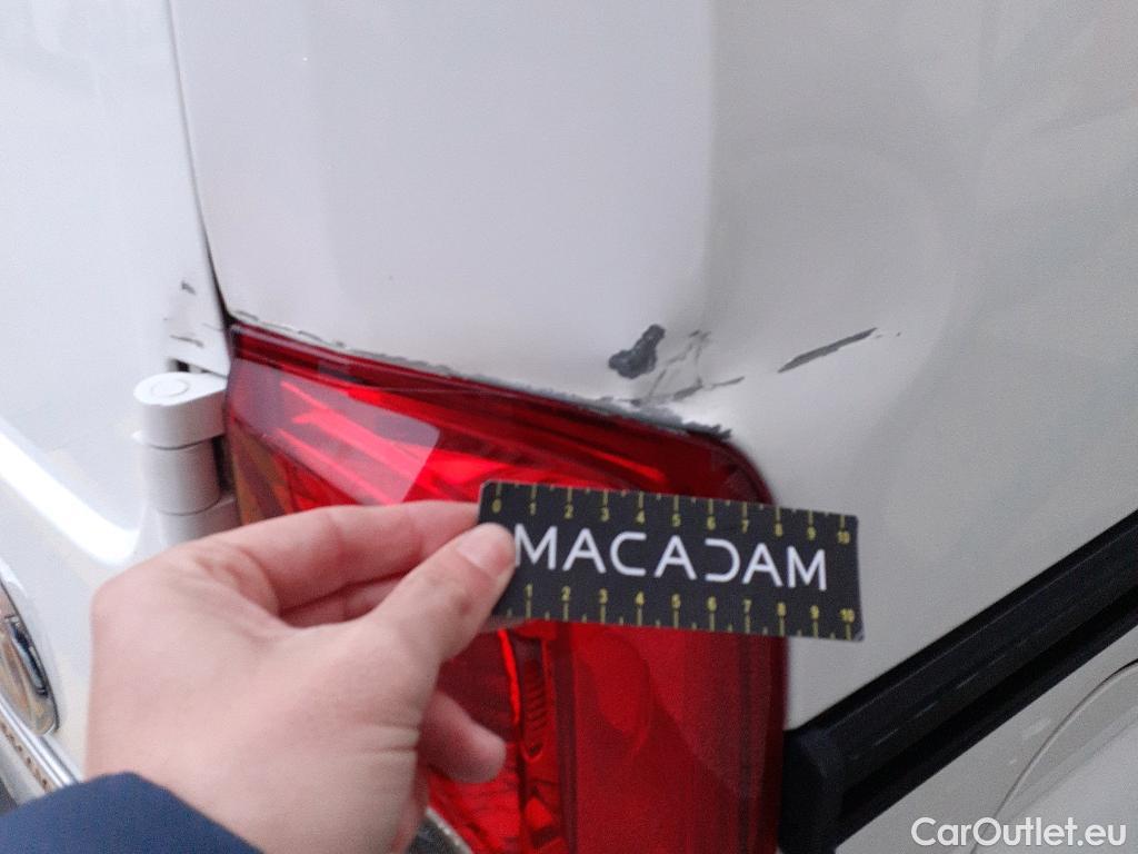  Fiat  Fiorino FIAT  / 2016 / 3P / furgón derivado de turismo Cargo Base 1.4 Natural Power 51kW (70CV) #4