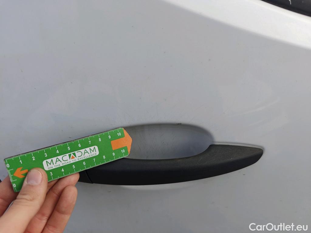  Opel  Combo OPEL  / 2018 / 3P / furgón derivado de turismo 1.5 TD 75kW (100CV) Express L H1 650kg (AC2) #24