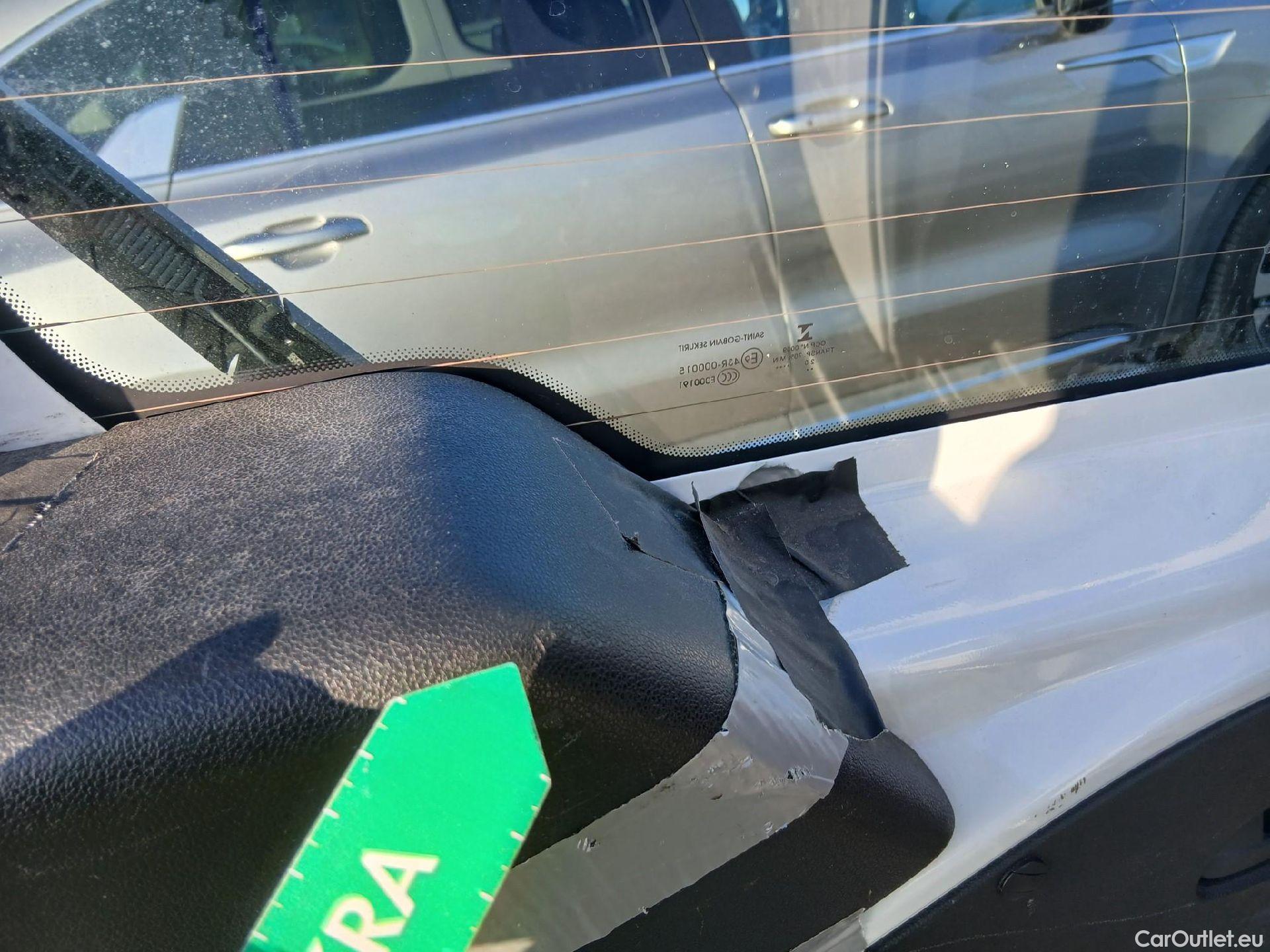  Toyota  Proace TOYOTA  City / 2020 / 4P / combi 1.5D 75kW (100CV) GX L1 (CX) #3