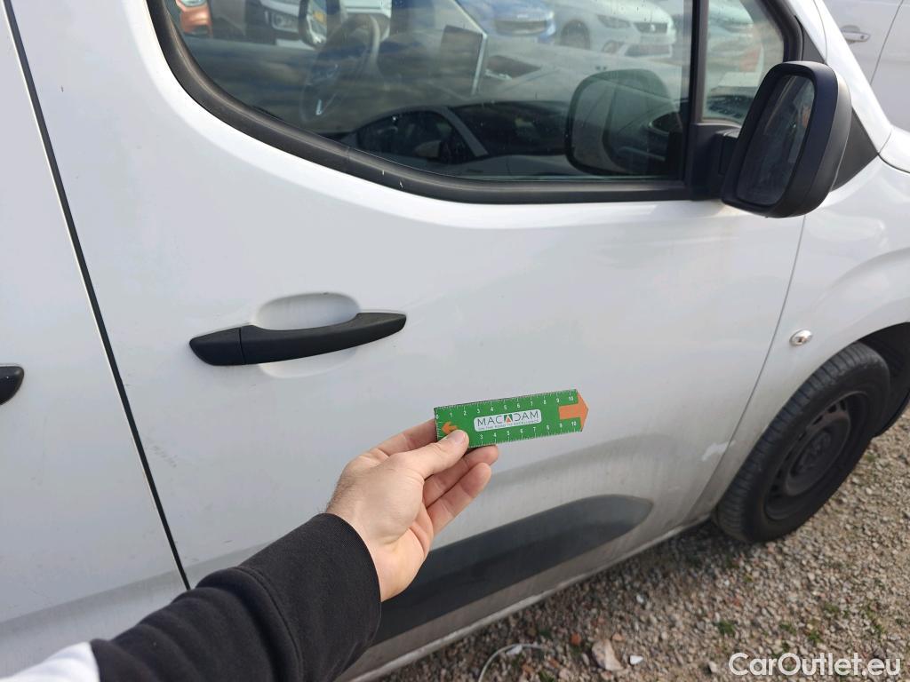  Opel  Combo OPEL  / 2018 / 3P / furgón derivado de turismo 1.5 TD 75kW (100CV) Express L H1 650kg (AC2) #22