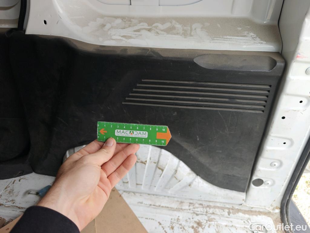  Opel  Combo OPEL  / 2018 / 3P / furgón derivado de turismo 1.5 TD 75kW (100CV) Express L H1 650kg (AC2) #60