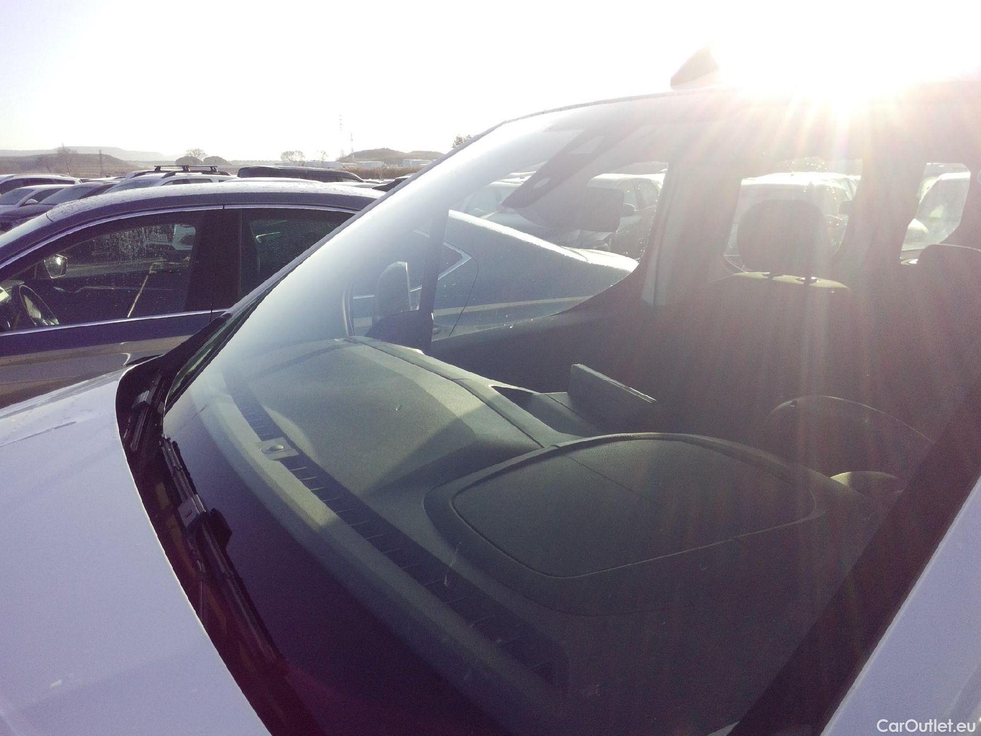  Toyota  Proace TOYOTA  City / 2020 / 4P / combi 1.5D 75kW (100CV) GX L1 (CX) #8