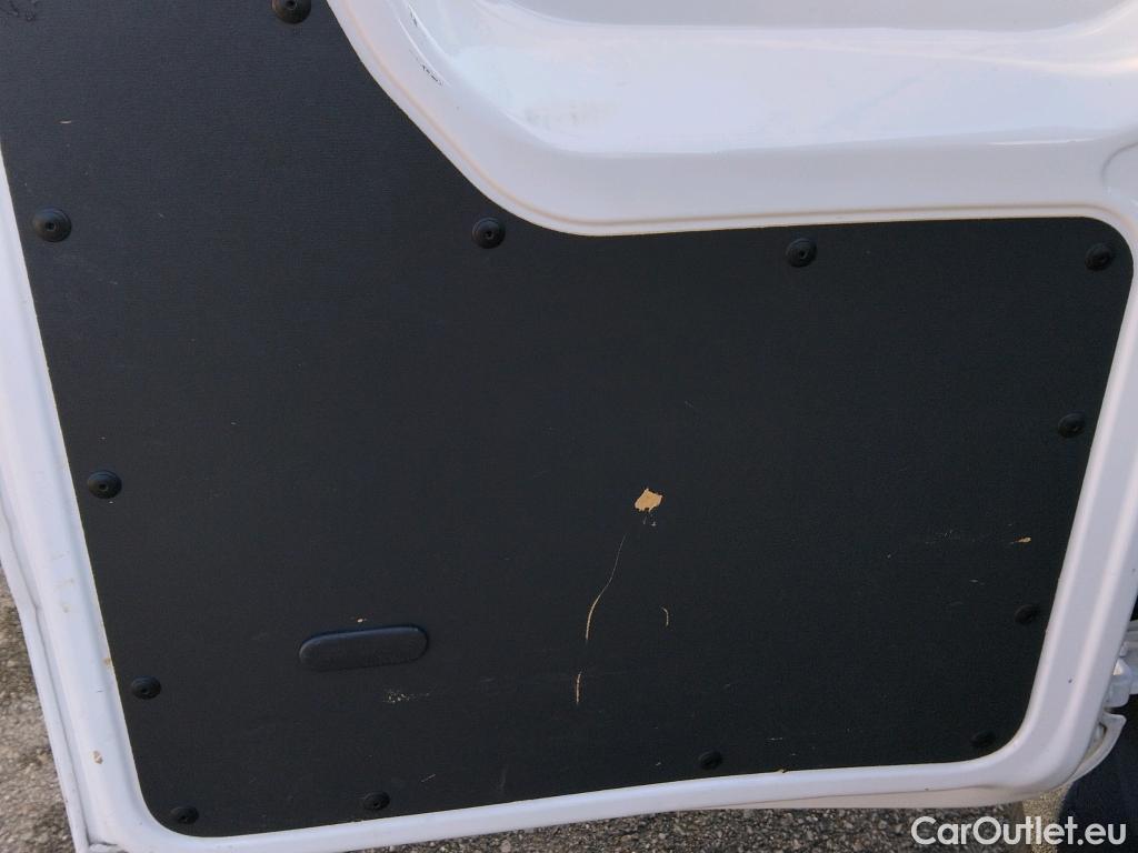  Volkswagen  Caddy VOLKSWAGEN  / 2020 / 4P / combi Kombi 2.0 TDI 75kW (102CV) (CX) #10