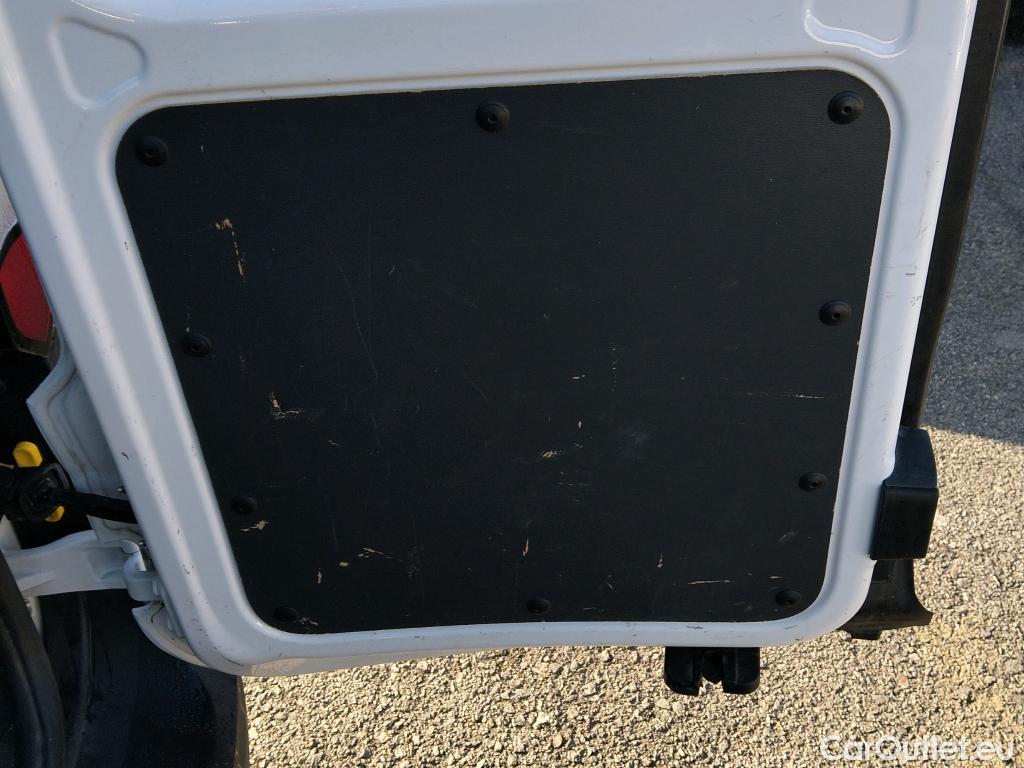  Volkswagen  Caddy VOLKSWAGEN  / 2020 / 4P / combi Kombi 2.0 TDI 75kW (102CV) (CX) #11