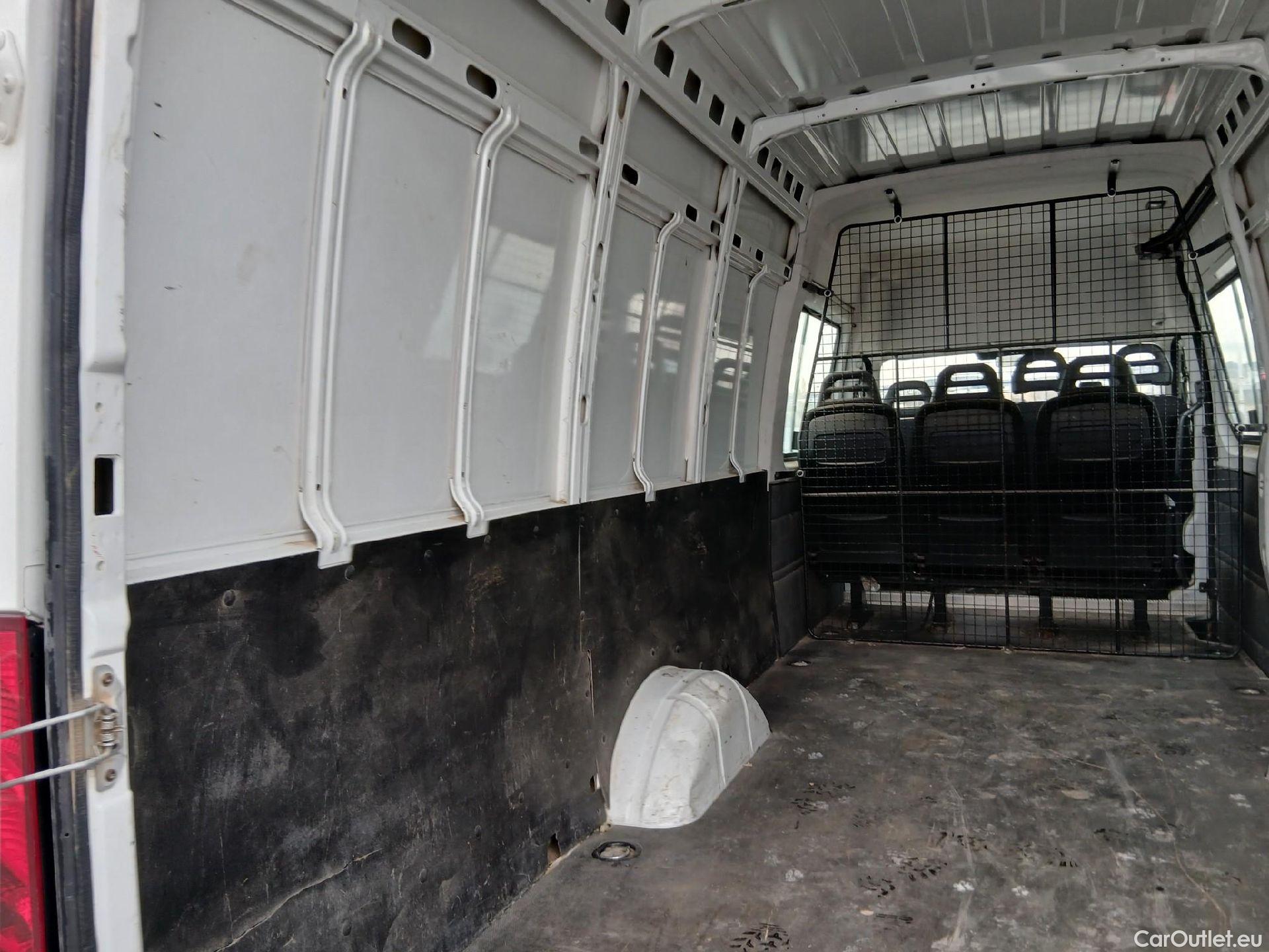  Iveco  Daily IVECO  / 2019 / 4P / combi 35S 14H V 4100/H2 16H M3 #66