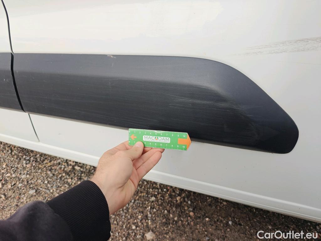  Opel  Combo OPEL  Life / 2018 / 5P / combi 1.5 TD 75kW (100CV) S/S Edition L (IND) #62