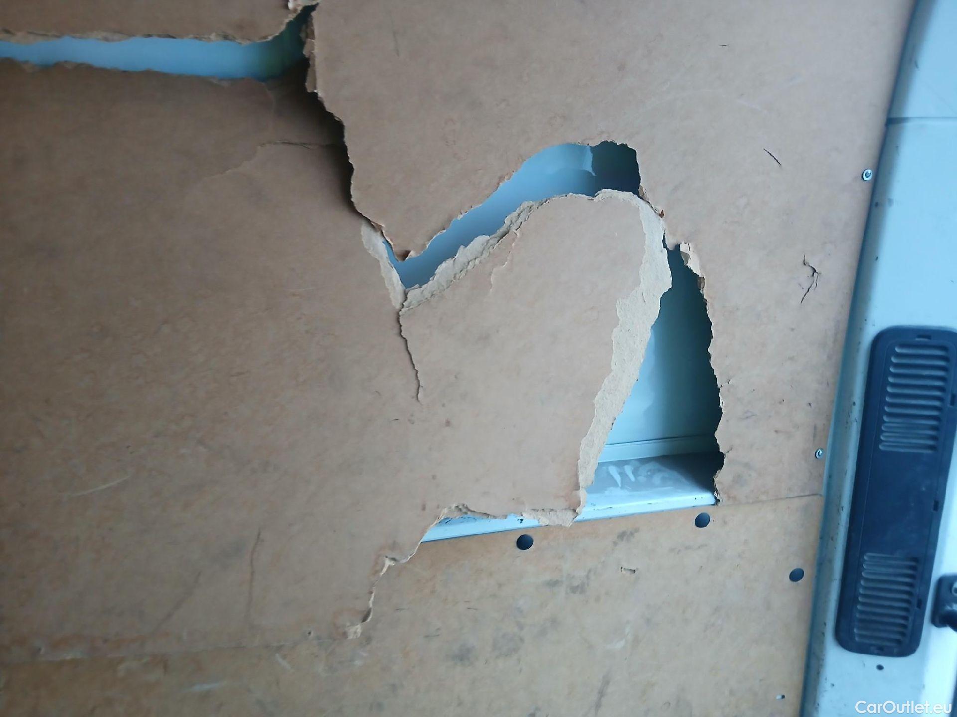  Nissan  NV400 NISSAN  / 2011 / 4P / furgón L2H2 3,5T 2.3dCi 99kW FWD Optima #25