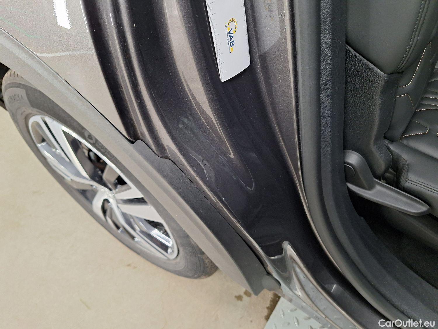  Peugeot  5008 Peugeot,  '16, Peugeot  1.5 BlueHDi 96kW S&S EAT8 GT Line 5d #14