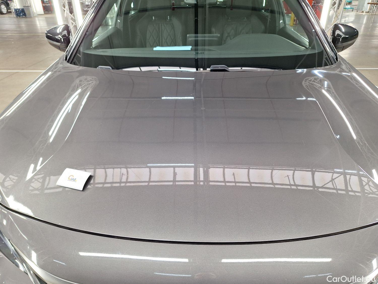  Peugeot  5008 Peugeot,  '16, Peugeot  1.5 BlueHDi 96kW S&S EAT8 GT Line 5d #31