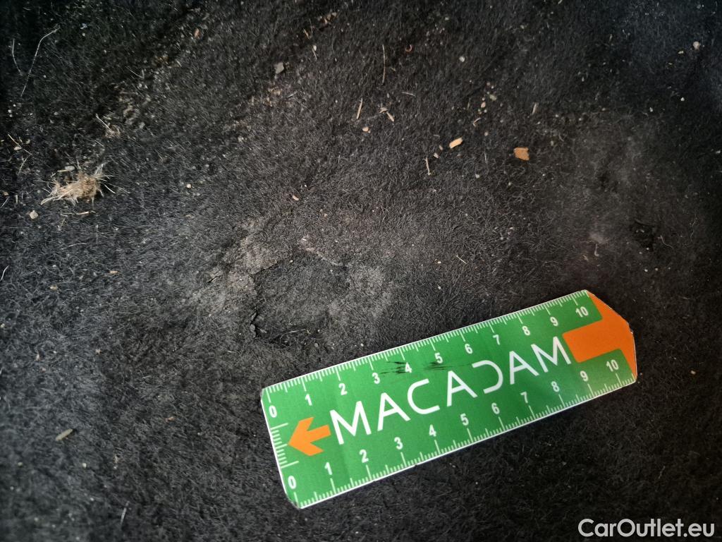  Peugeot  208  Premium 1.5 HDi 100CV BVM6 E6d #17