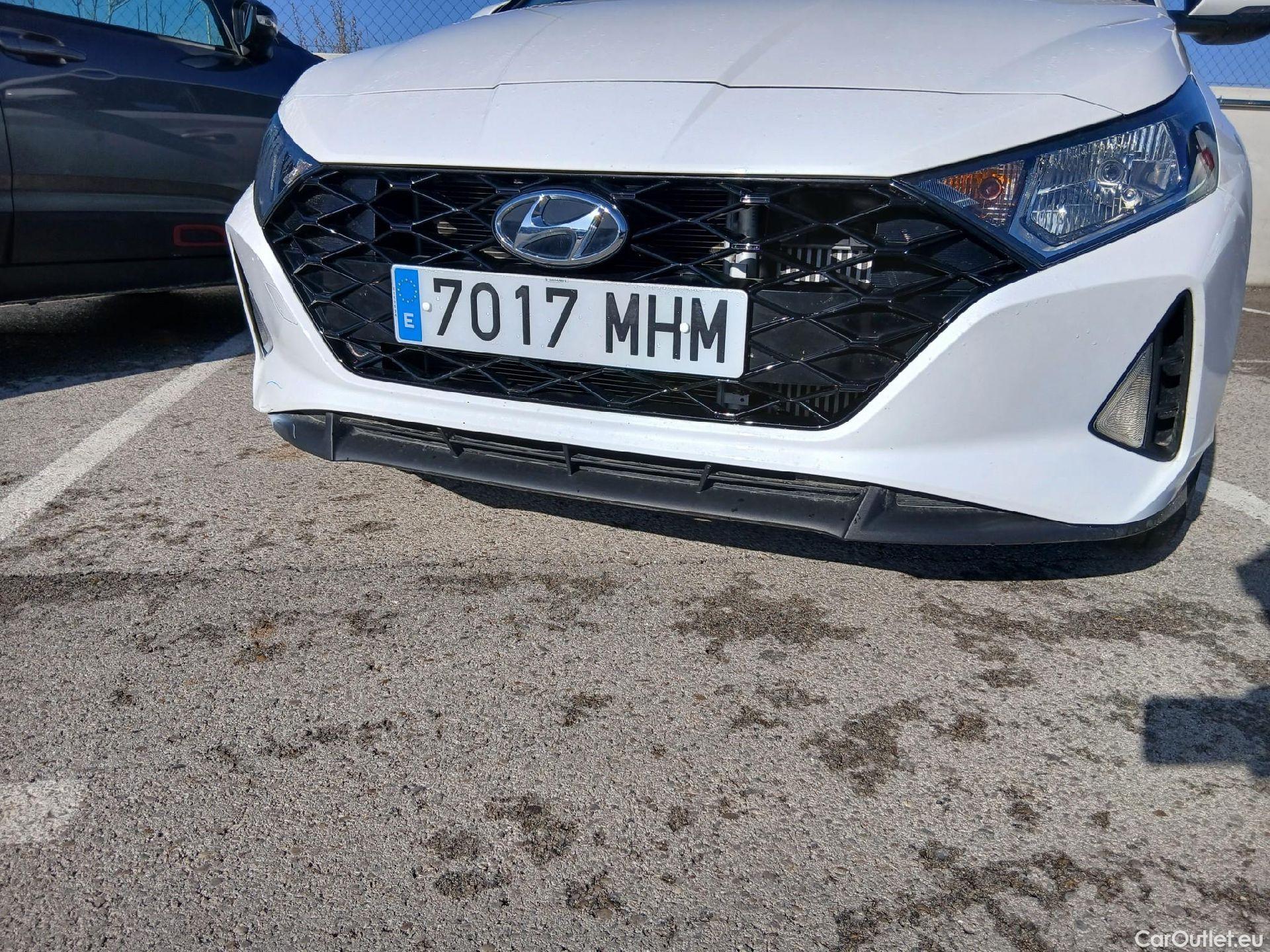  Hyundai  i20 HYUNDAI  / 2020 / 5P / berlina con portón 1.0 TGDI 74kW (100CV) Klass #6