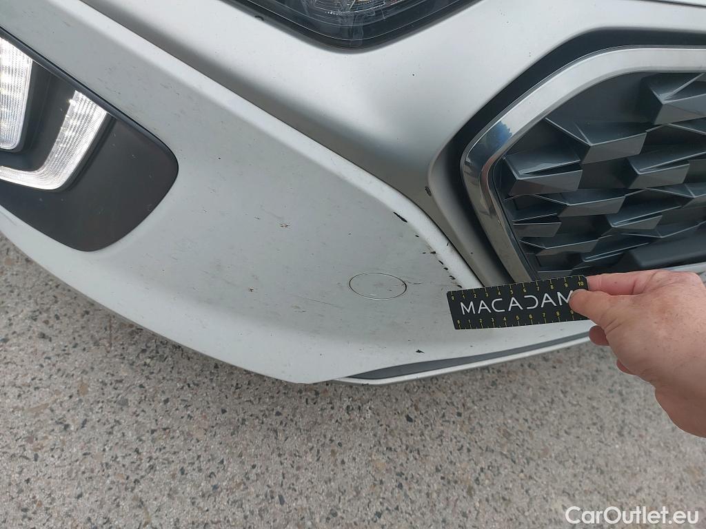  Hyundai   Ioniq HYUNDAI / 2019 / 5P / berlina con portón 1.6 GDI HEV Tecno DCT #7