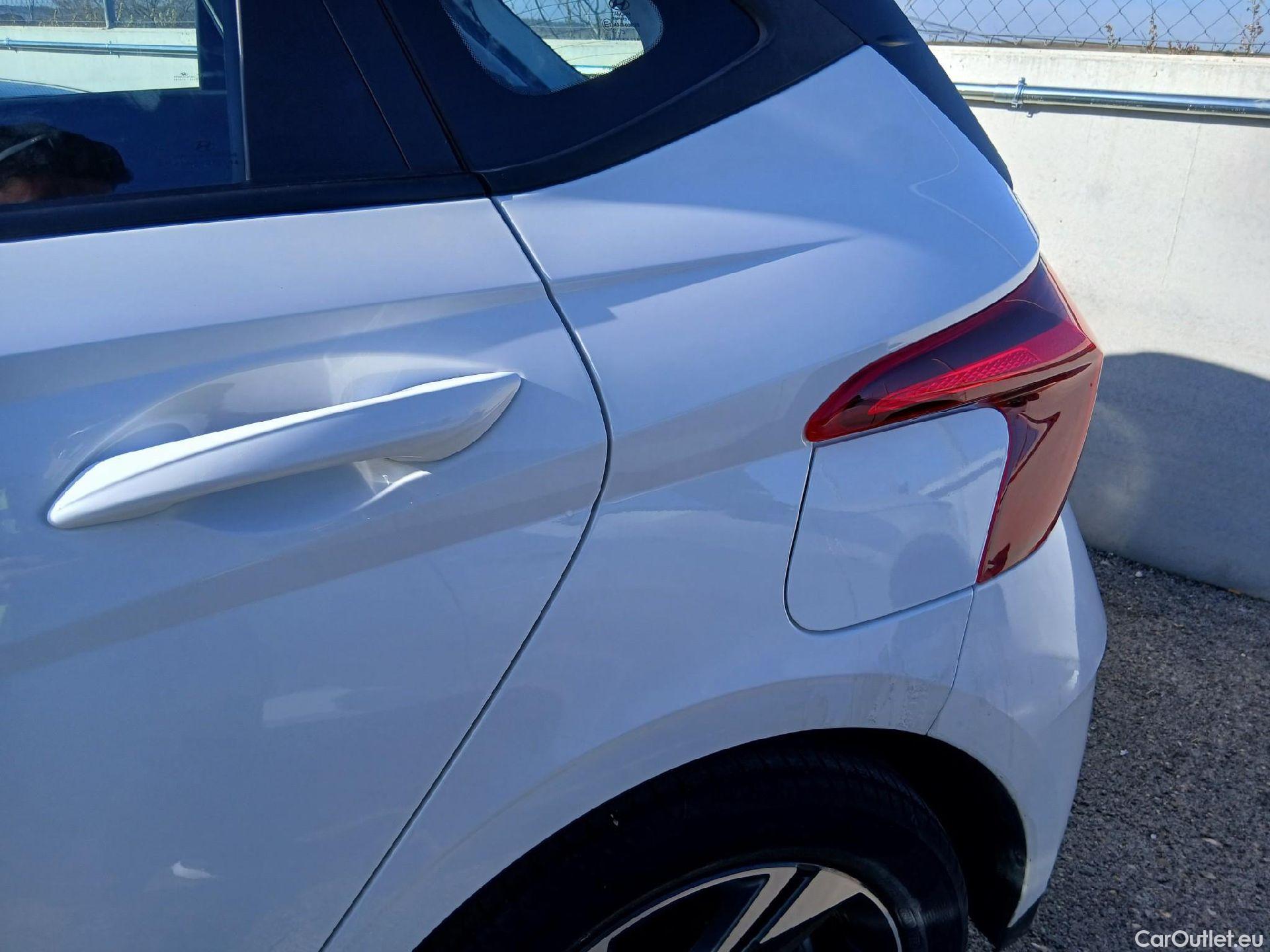  Hyundai  i20 HYUNDAI  / 2020 / 5P / berlina con portón 1.0 TGDI 74kW (100CV) Klass #9