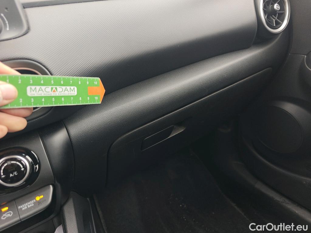  Hyundai  Konna HYUNDAI Kona / 2020 / 5P / todoterreno 1.6 GDI HEV Maxx DCT #11