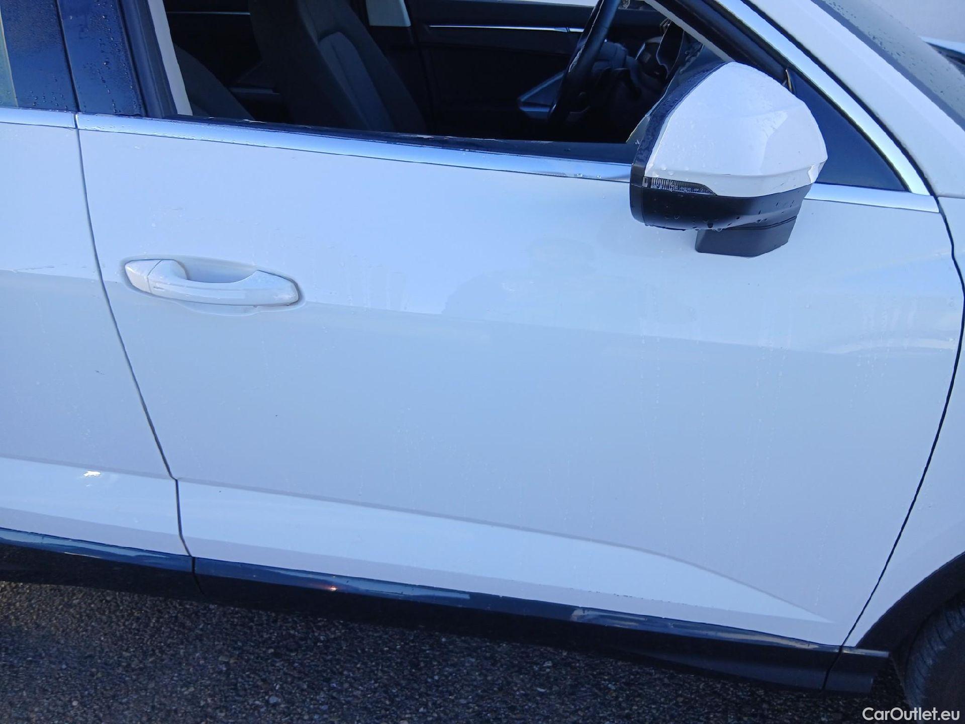  Audi  Q3 AUDI  Sportback / 2019 / 5P / todoterreno Advanced 35 TDI 110kW (150CV) S tronic (ACC) #17