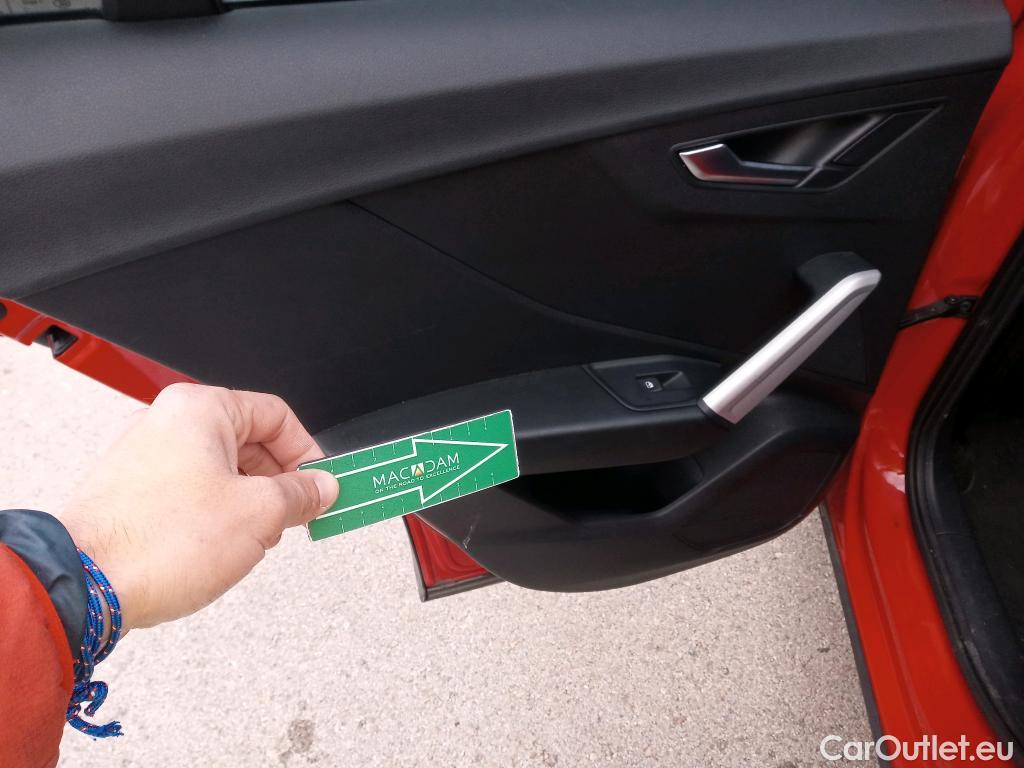  Audi  Q2 AUDI  / 2020 / 5P / todoterreno Advanced 30 TDI 85kW (116CV) #10